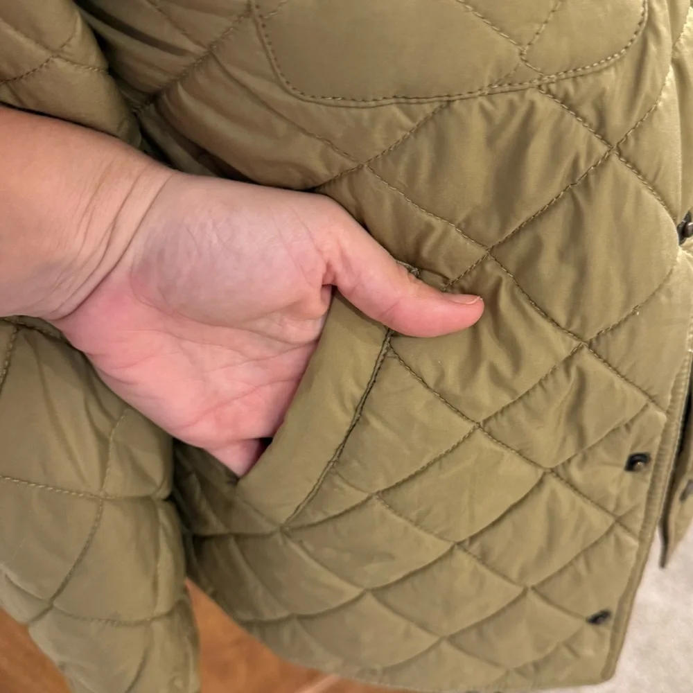 Polo Ralph Lauren Kid’s Beige Puffer Jacket, Size‎ M